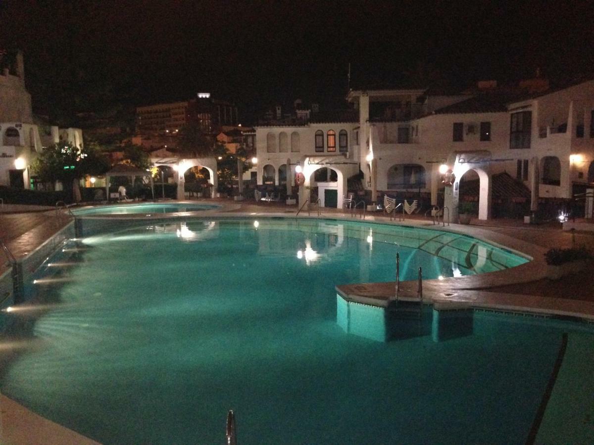 Pueblo Evita Apartment In Exclusive Holiday Complex Benalmádena Exteriör bild